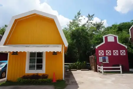 Color Ville Resort - 38