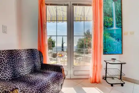 Sun Rose Apartments - 257