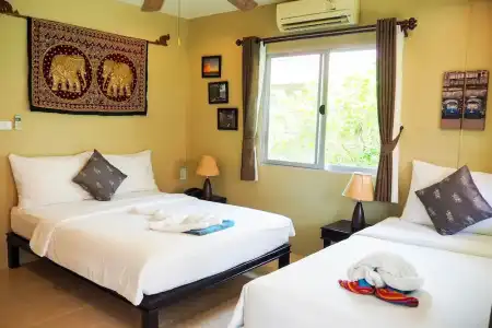 Lanta Castaway Beach Resort - 45
