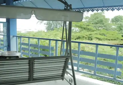 Bai Bua Beach Resort - 3