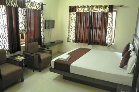 Vaishnavi - 46