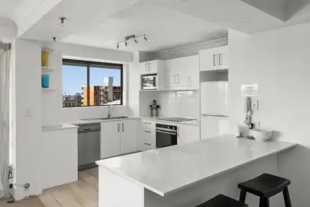 Gemini Court Holiday Apartments - 23