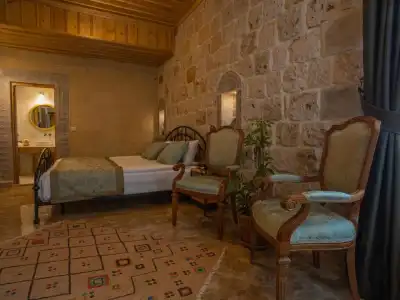 Cratus Stone Palace - 23