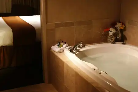 Embassy Suites Lubbock - 15