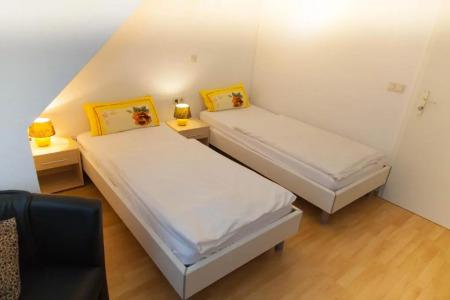 am Gutspark Prager Gbr - 17