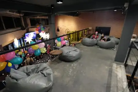 Bed Station Hostel - 33