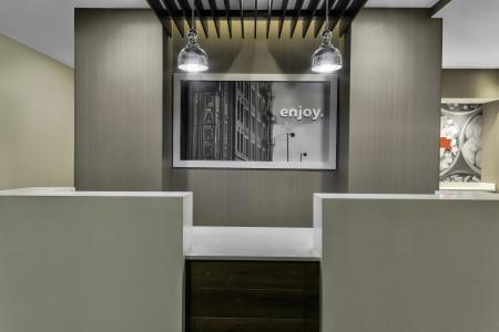 Hampton Inn & Suites Los Angeles/Hollywood - 24