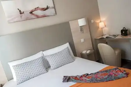 Hôtel du Midi - 36