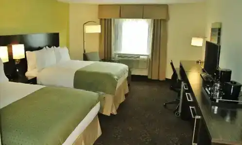 Holiday Inn Greensboro Coliseum by IHG - 56