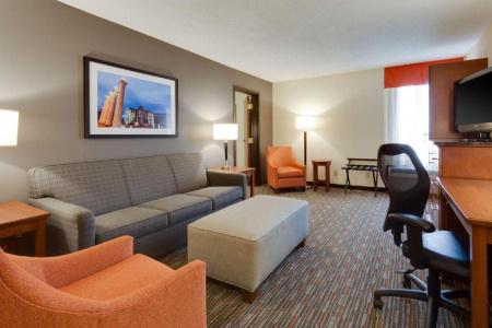Drury Inn & Suites Columbia Stadium Boulevard - 59