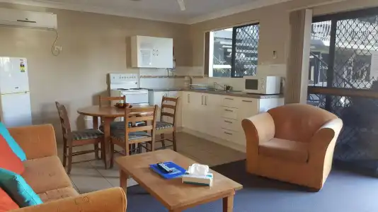 Montego Mermaid Beach Motel - 26