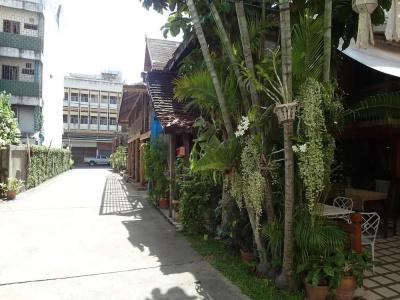 Tawan Court - 7