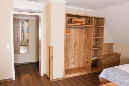 & Restaurant Zum Reussenstein - 46