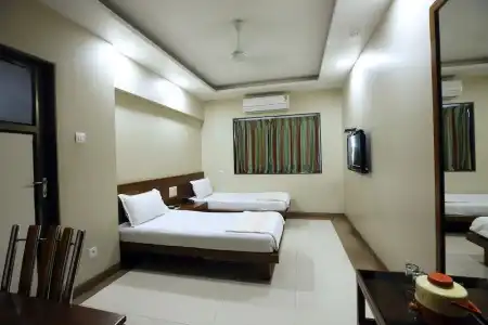 Bombay International - 15