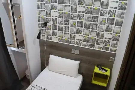 Hostal Abril - 46