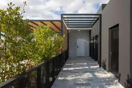 Thisean Modern Suites By Athens Stay - 29
