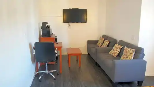 Paradise Inn & Suites - 41