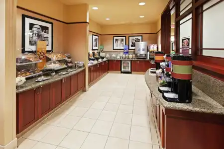 Hampton Inn & Suites Oklahoma City-Bricktown - 45