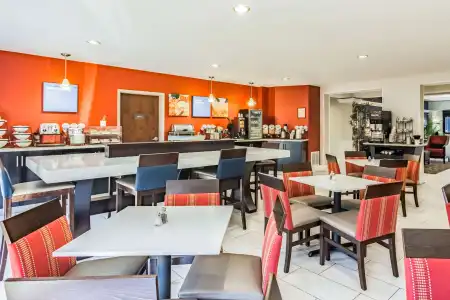 Comfort Inn & Suites Chattanooga West - Lookout Mountain - 24