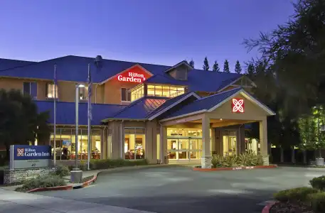 Hilton Garden Inn Sonoma County Airport - 34