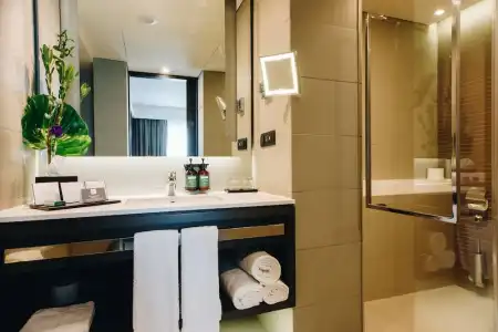 Crowne Plaza, an IHG - 101