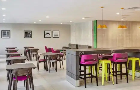 Hampton by Hilton Bristol City Centre - 13