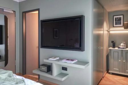 Gekko House, Frankfurt, a Tribute Portfolio - 74