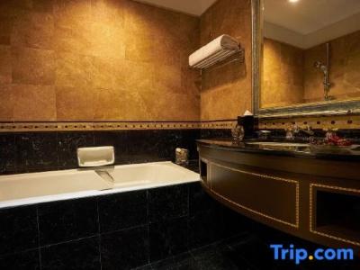 Orchard Parksuites - 115