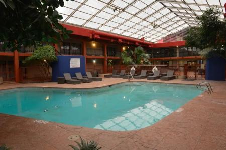 Wyndham Albuquerque & Conference Center - 6