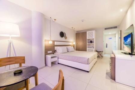 Tasia Maris Sands - 1