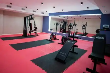 Doanesia Premium And Spa Tirana - 15