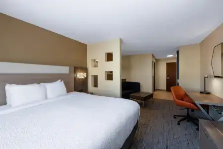 Holiday Inn Express Rochester South - Mayo Area by IHG - 2