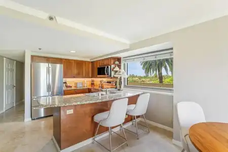 Luana Waikiki & Suites - 135
