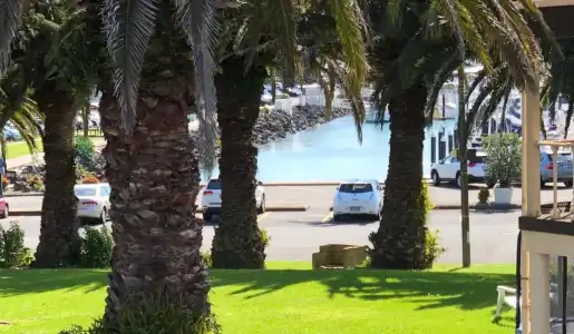 Half Moon Bay Motel - 88