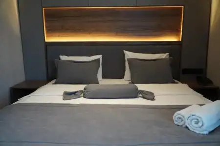 Best House - 36