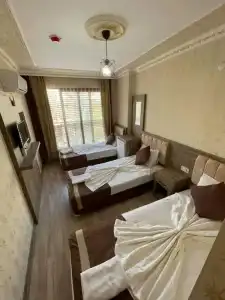 Özgür - 4