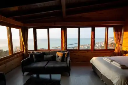 Sarı Köşk - 23