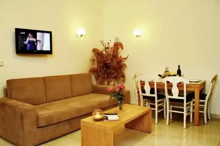 Bella Elena Apartments - 44