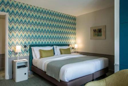 Hôtel Parc Saint Séverin - 83