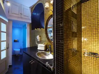Hyperion Oia Suites - 35