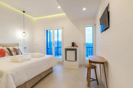 Bluetopia Suites - 35