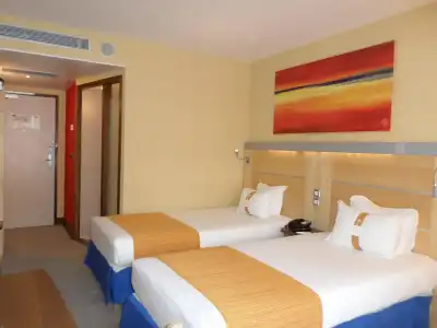 Holiday Inn Express PARIS - CANAL DE LA VILLETTE by IHG - 5