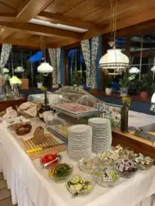 Restaurant - Häuserl im Wald Graz - 11