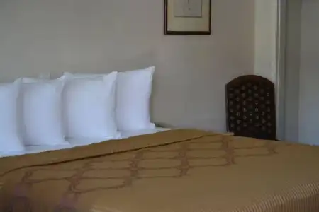 Welcome Inn on Colorado Blvd - 23