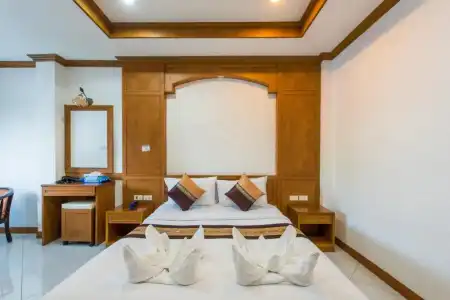 Magnific Patong - 63