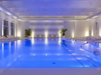 Universal Terme - 9