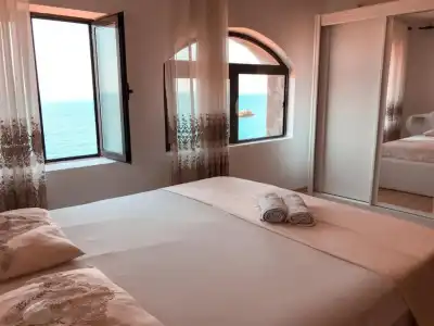 Guest House Naser - 0