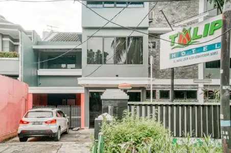 RedDoorz near Plaza Senayan - 11