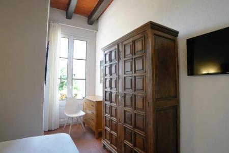 Medium Romantic - 99