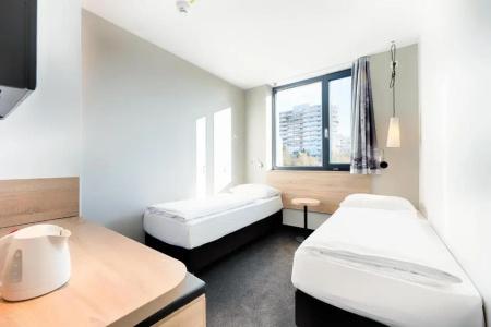 B&B München-Olympiapark - 71